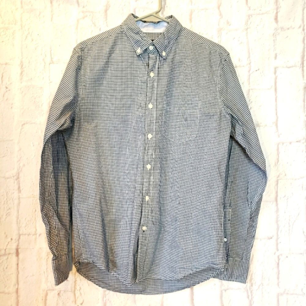AMERICAN EAGLE Seriously Soft Button Down Shirt Small